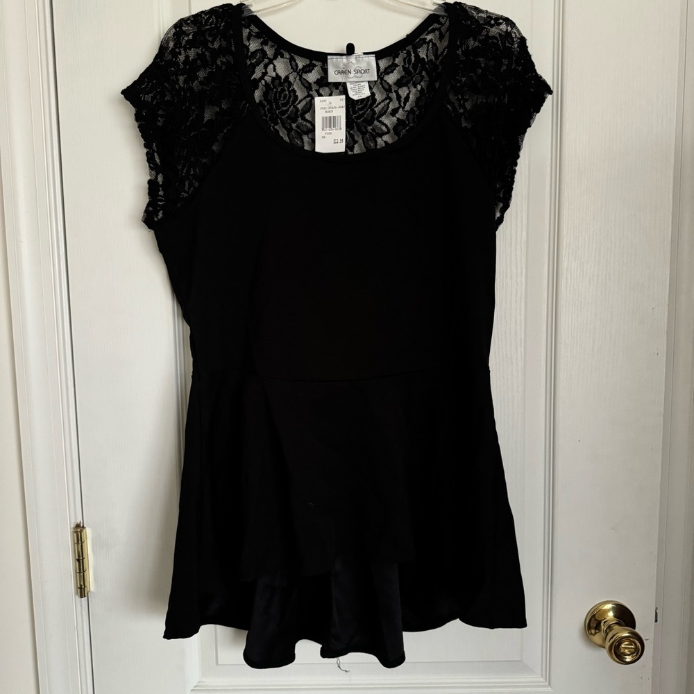 Vintage CAREN SPORT size xl short sleeve lace top